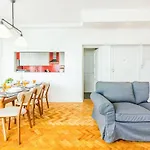 Principe Real Apartment